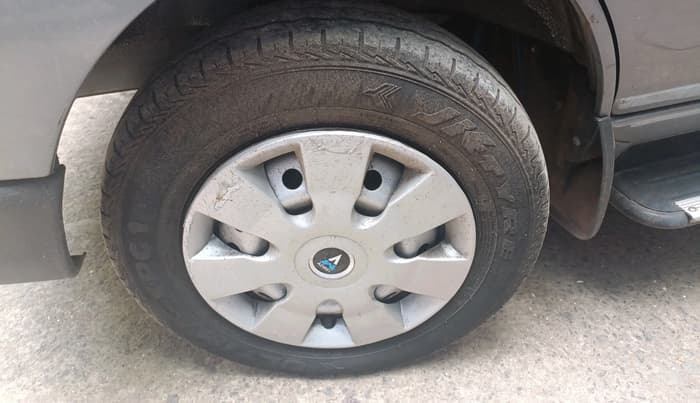 2023 Maruti Eeco 5 STR AC CNG, CNG, Manual, 28,843 km, tyre