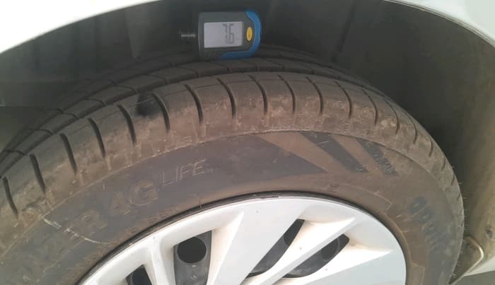 2021 Maruti Ertiga VXI CNG, CNG, Manual, 1,09,078 km, tyre