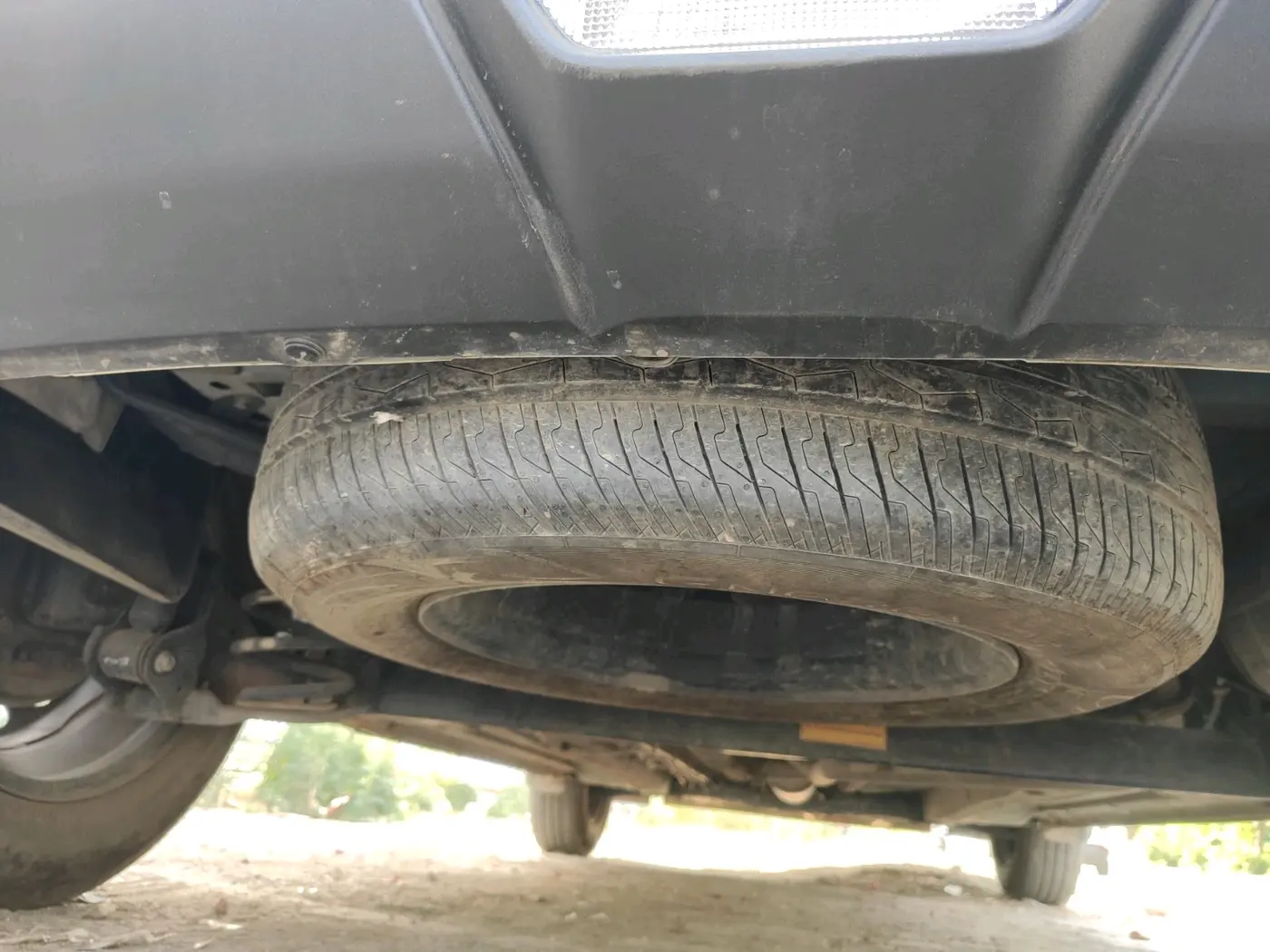 2024 Tata PUNCH PURE MT CNG, CNG, Manual, 38,111 km, tyre