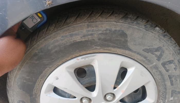 2011 Hyundai i10 MAGNA 1.2, CNG, Manual, 47,931 km, tyre