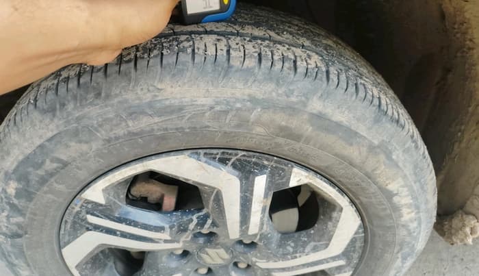 2022 Maruti BREZZA ZXI + SMART HYBRID, Petrol, Manual, 74,481 km, tyre
