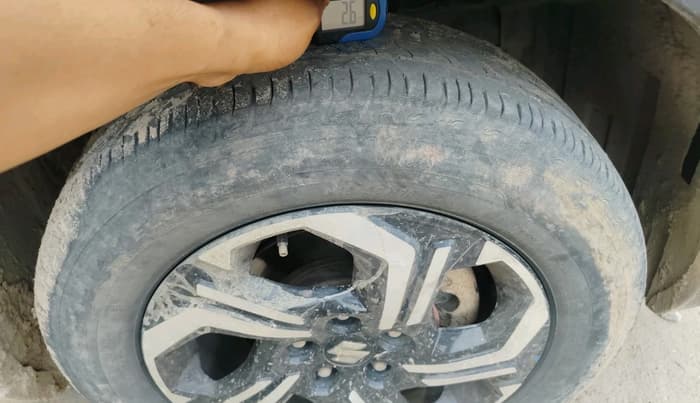 2022 Maruti BREZZA ZXI + SMART HYBRID, Petrol, Manual, 74,481 km, tyre
