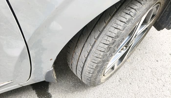 2020 Hyundai AURA SX 1.2, Petrol, Manual, 11,933 km, tyre