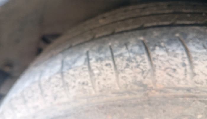 2011 Hyundai i20 MAGNA 1.2, Petrol, Manual, 80,199 km, tyre