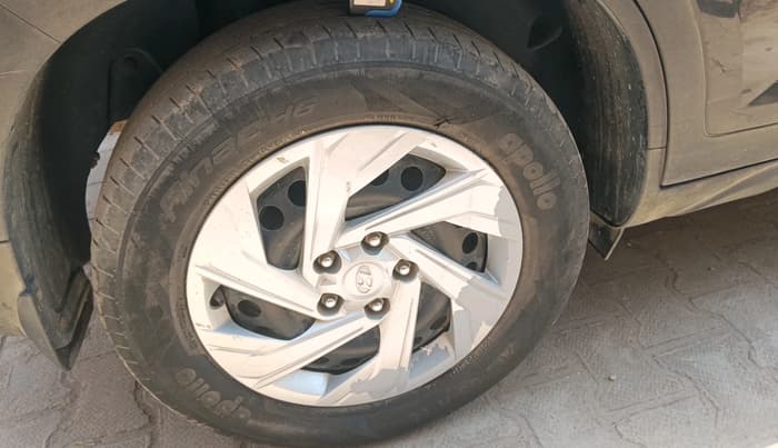 2022 Hyundai Creta E 1.5 DIESEL, Diesel, Manual, 64,781 km, tyre