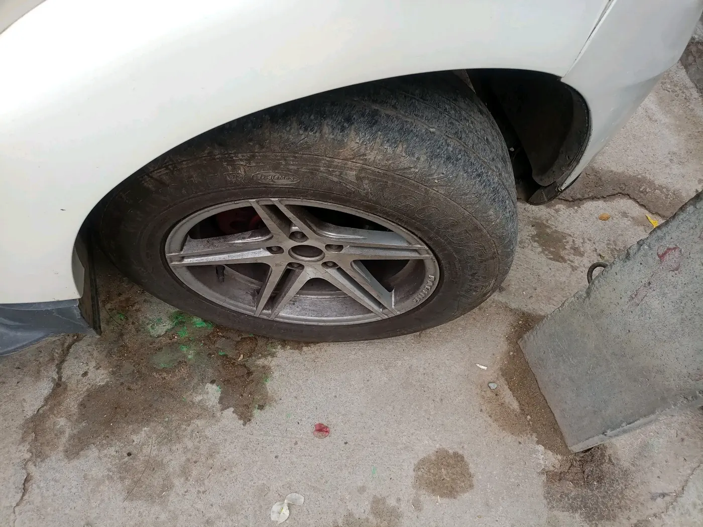 2020 Mahindra Scorpio S5, Diesel, Manual, 1,04,697 km, tyre