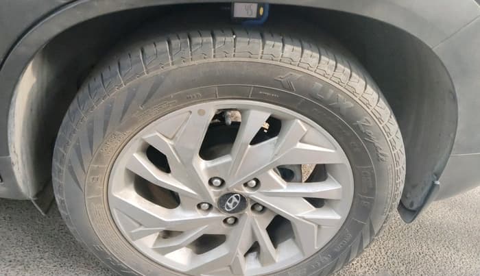 2022 Hyundai Creta SX 1.5 PETROL, Petrol, Manual, 31,453 km, tyre