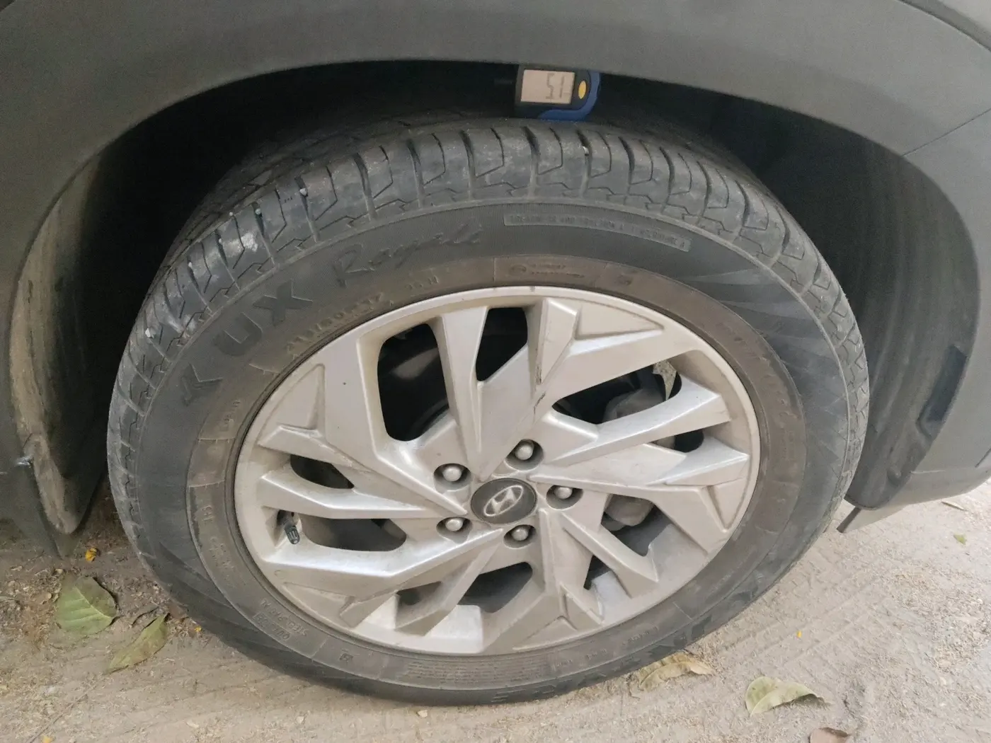 2022 Hyundai Creta SX 1.5 PETROL, Petrol, Manual, 31,453 km, tyre