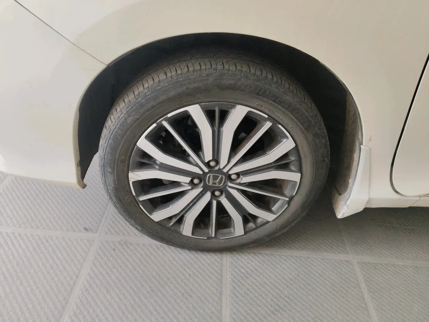 2018 Honda City 1.5L I-VTEC VX, Petrol, Manual, 29,673 km, tyre