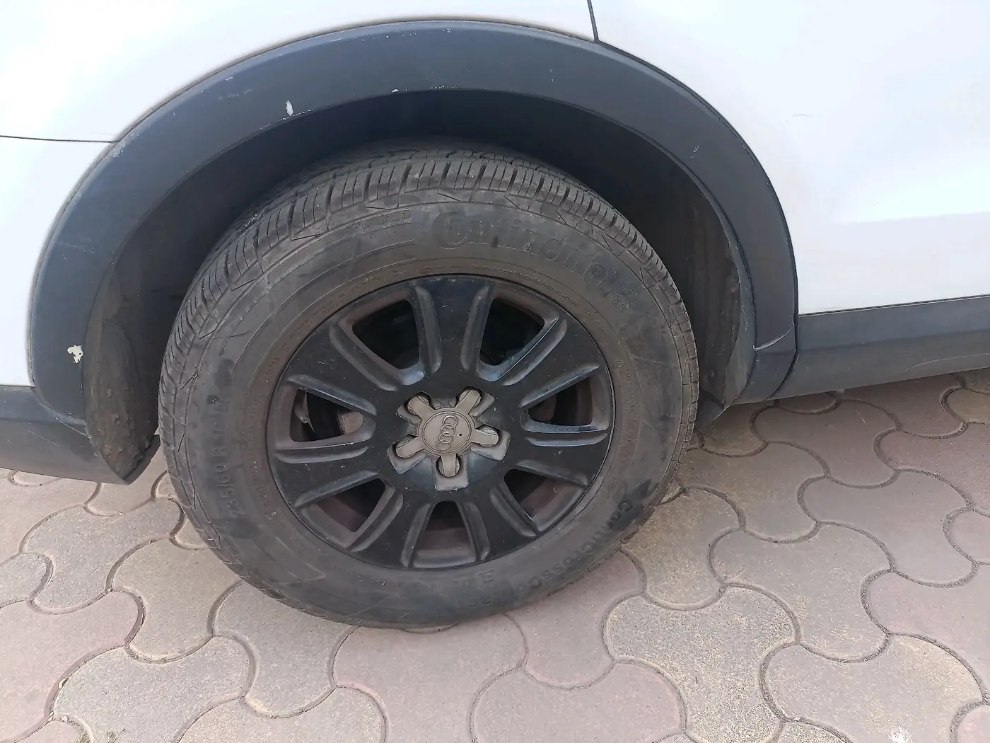 2014 Audi Q3 2.0 TDI QUATTRO, Diesel, Automatic, 93,000 km, tyre
