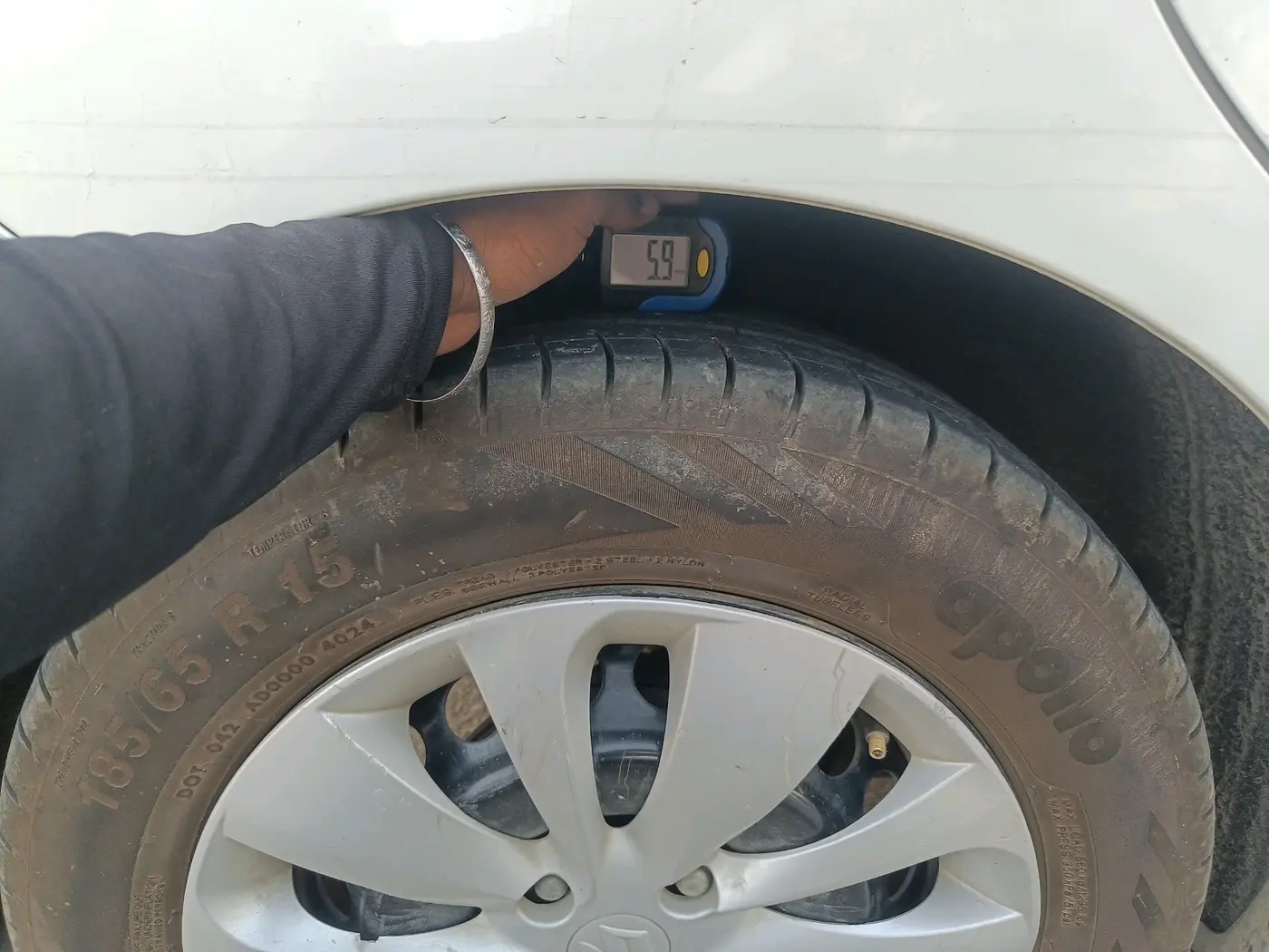 2018 Maruti Baleno DELTA PETROL 1.2, CNG, Manual, 1,19,000 km, tyre