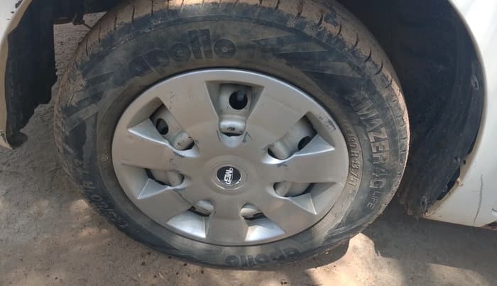 2012 Maruti Wagon R 1.0 LXI, Petrol, Manual, 38,422 km, tyre