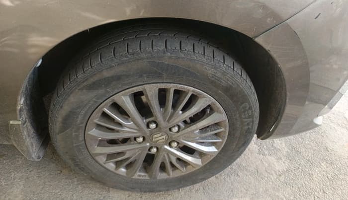 2020 Maruti Ertiga ZXI+ SHVS, Petrol, Manual, 80,421 km, tyre