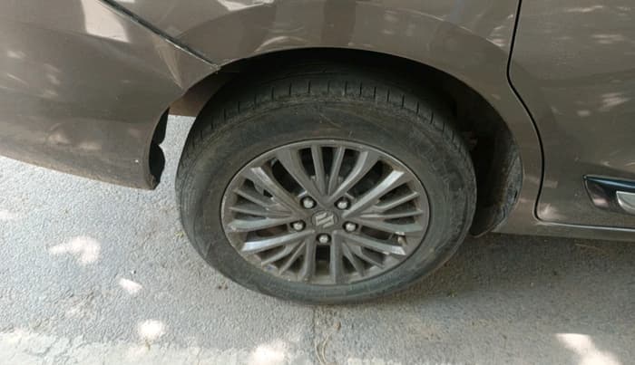 2020 Maruti Ertiga ZXI+ SHVS, Petrol, Manual, 80,421 km, tyre