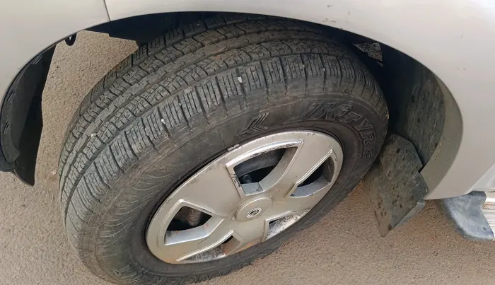 2018 Mahindra Scorpio S5, Diesel, Manual, 2,02,698 km, tyre