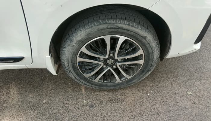 2024 Maruti Ertiga ZXI (O) CNG, CNG, Manual, 54,671 km, tyre