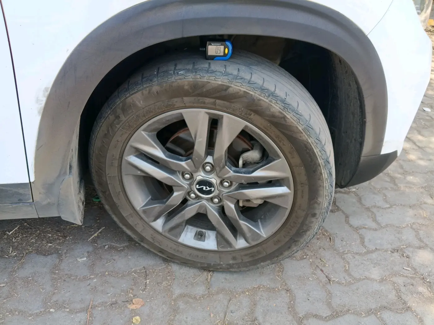 2022 KIA SELTOS HTX DIESEL 1.5, Diesel, Manual, 1,74,888 km, tyre