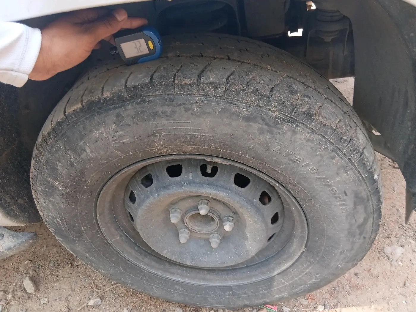 2018 Mahindra TUV300 T4 PLUS, Diesel, Manual, 99,402 km, tyre
