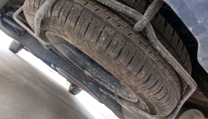 2022 Maruti Ertiga ZXI (O) CNG, CNG, Manual, 17,726 km, tyre