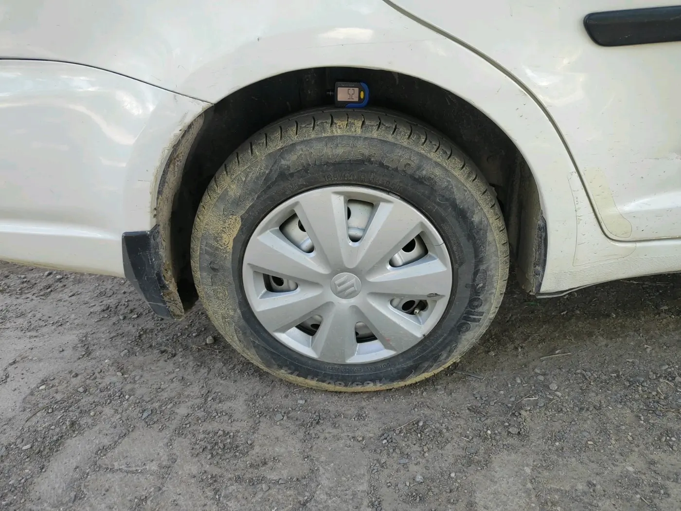 2012 Maruti Swift Dzire TOUR PETROL, CNG, Manual, 49,411 km, tyre