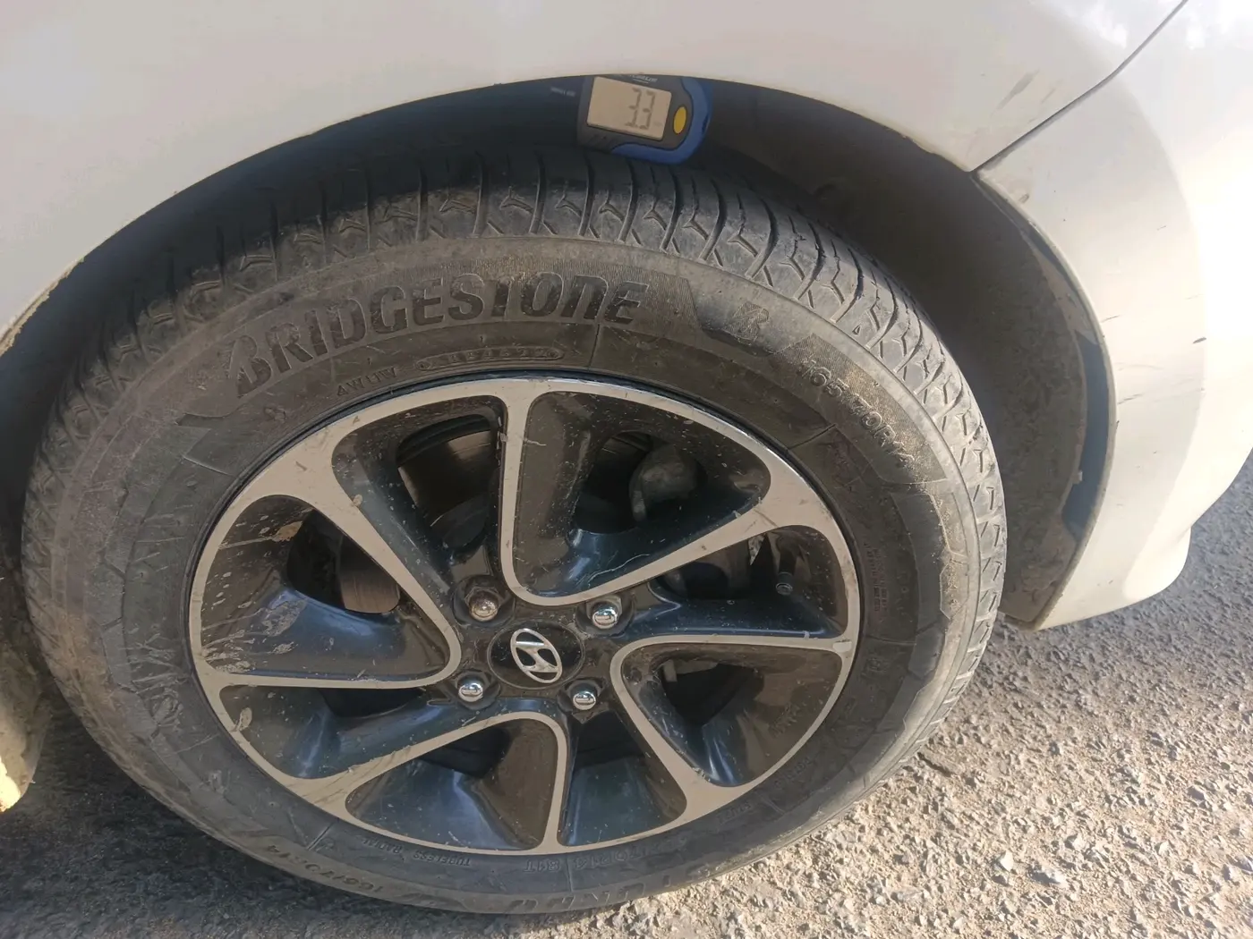 2018 Hyundai Grand i10 ASTA 1.2 KAPPA VTVT, CNG, Manual, 73,666 km, tyre