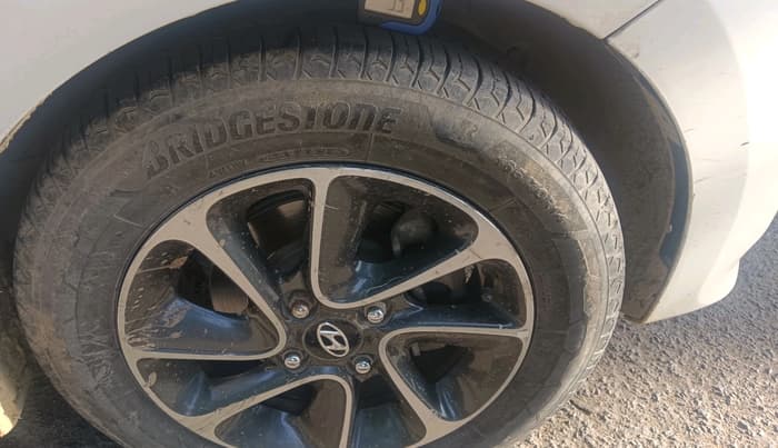 2018 Hyundai Grand i10 ASTA 1.2 KAPPA VTVT, CNG, Manual, 73,666 km, tyre