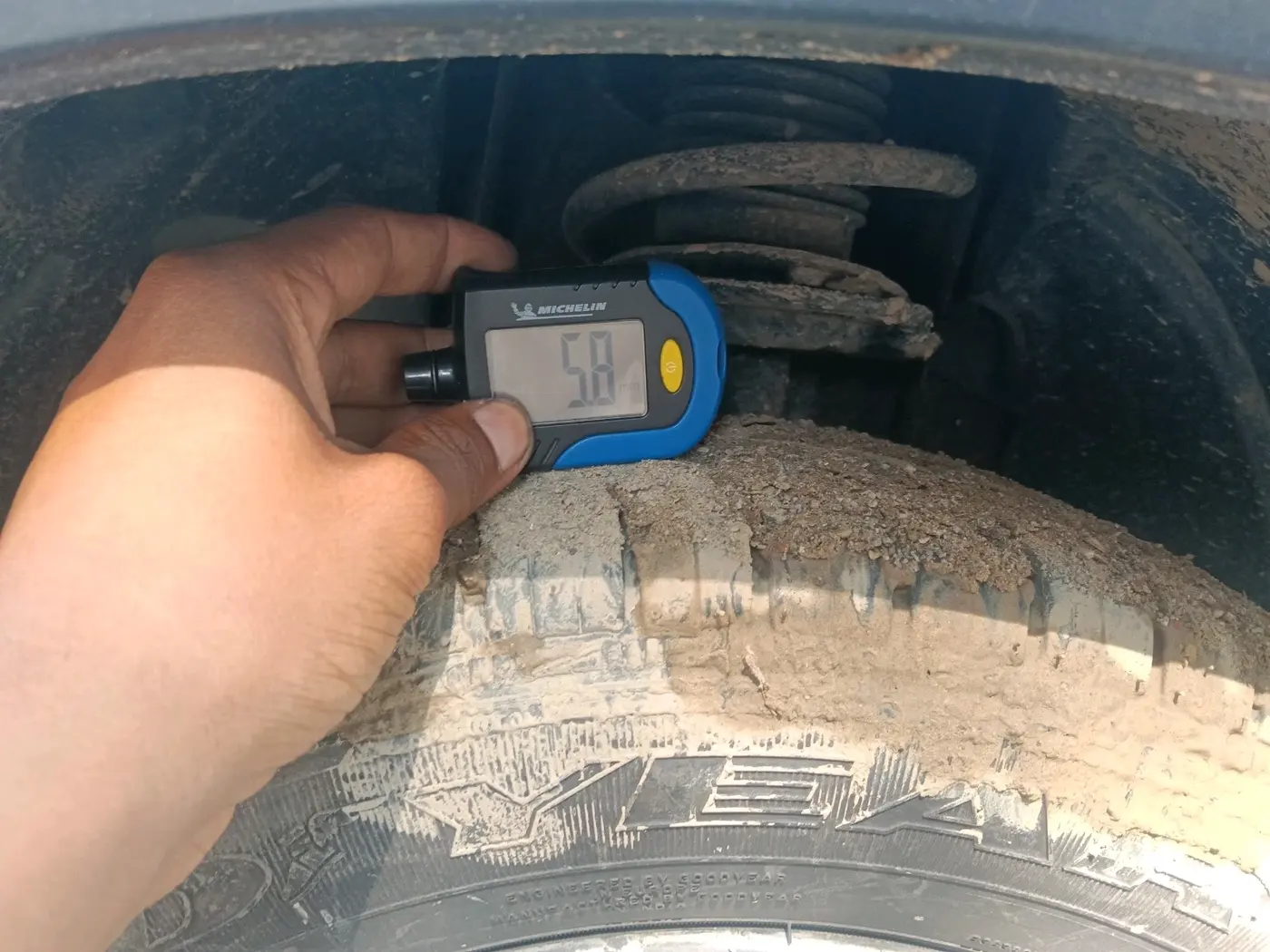2018 Tata TIAGO NRG PETROL, Petrol, Manual, 99,654 km, tyre