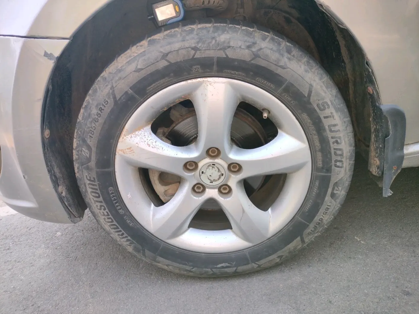 2012 Skoda Rapid 1.6 MPI ACTIVE, CNG, Manual, 1,03,138 km, tyre