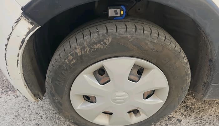 2019 Maruti New Wagon-R VXI 1.2, Petrol, Manual, 93,636 km, tyre