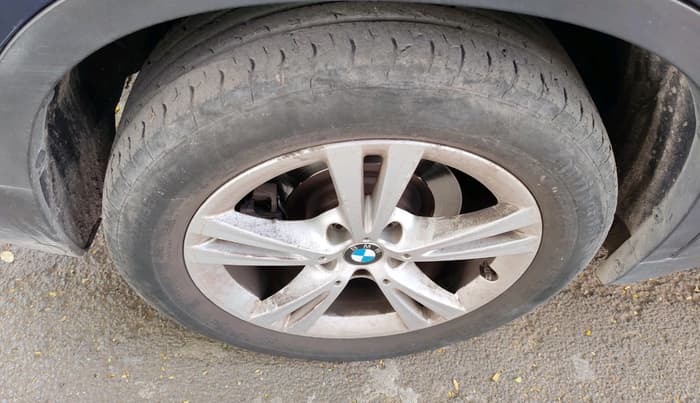 2017 BMW X1 sDrive 20d Expedition, Diesel, Automatic, 1,01,539 km, tyre