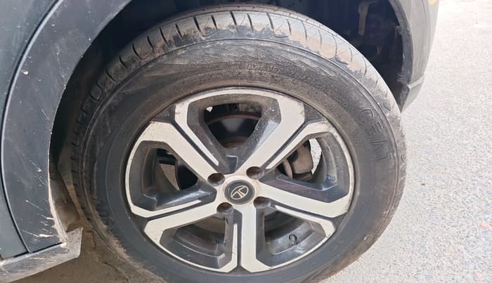 2021 Tata NEXON XM SUNROOF PETROL, Petrol, Manual, 32,302 km, tyre