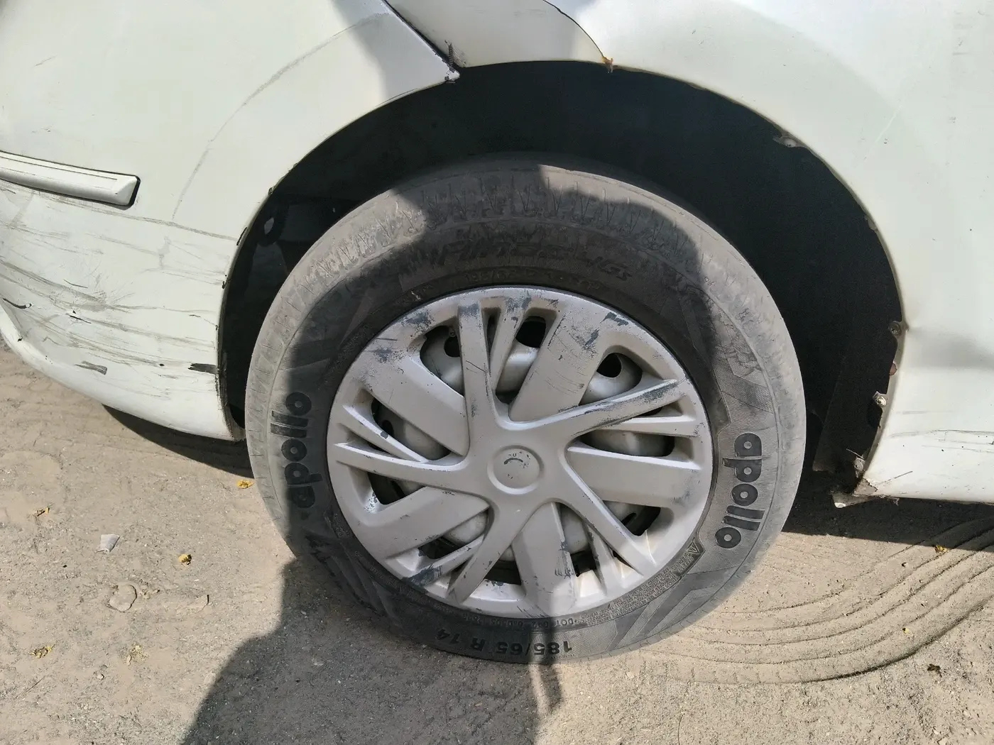 2014 Tata Indica Vista LX TDI, Diesel, Manual, 1,46,451 km, tyre