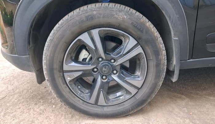 2024 Tata NEXON Fearless Plus S 1.2 Revotron 7DCA Dark Edition, Petrol, Automatic, 14,698 km, tyre