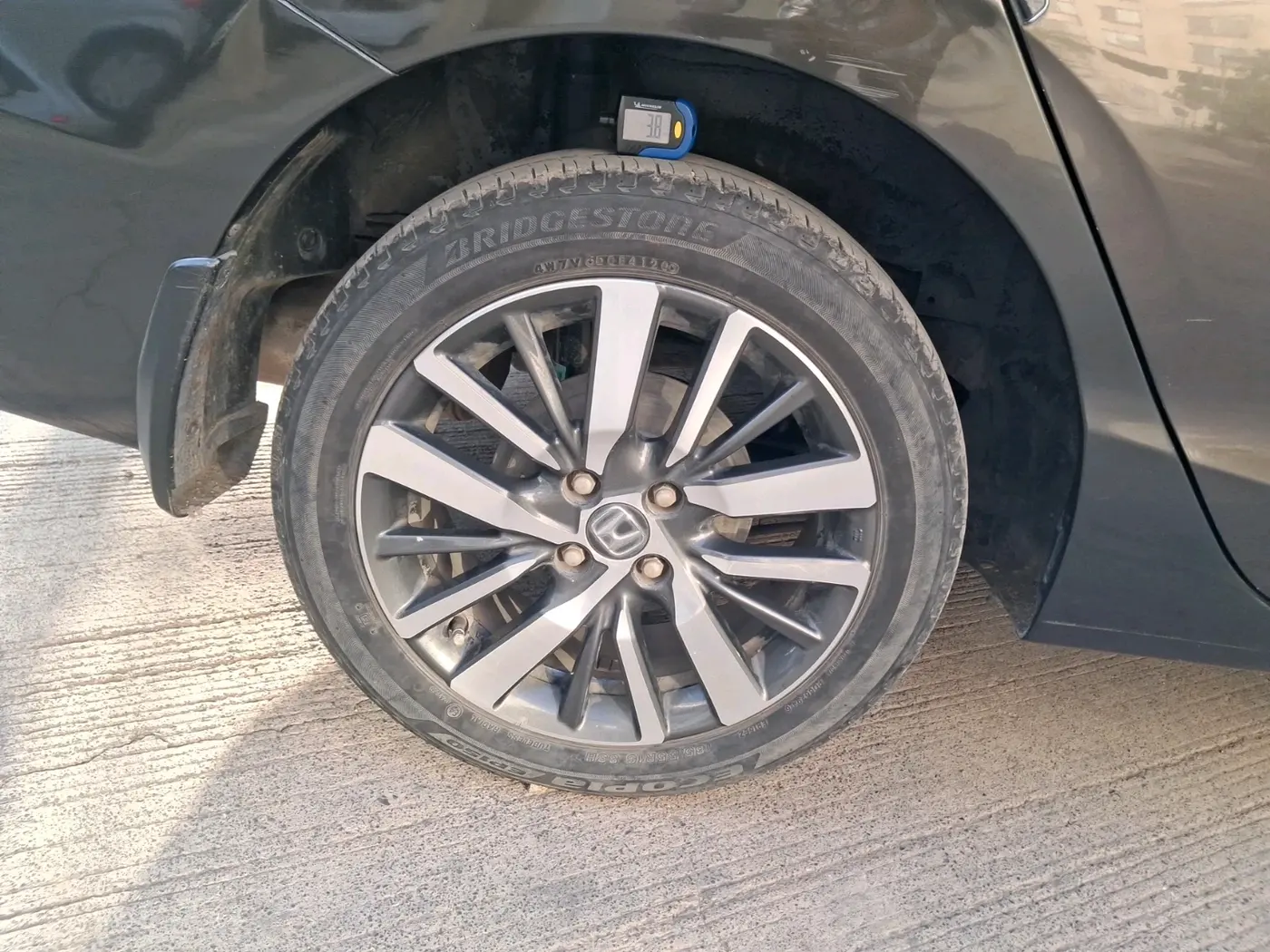 2020 Honda City 1.5L I-VTEC ZX, Petrol, Manual, 25,303 km, tyre