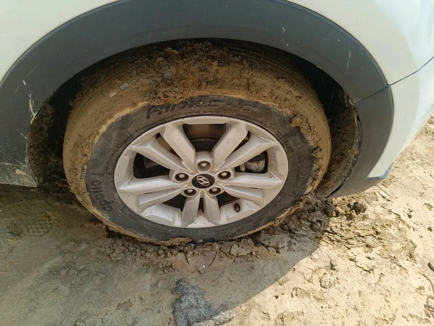 2017 Hyundai Creta S PLUS 1.4 DIESEL, Diesel, Manual, 1,01,000 km, tyre