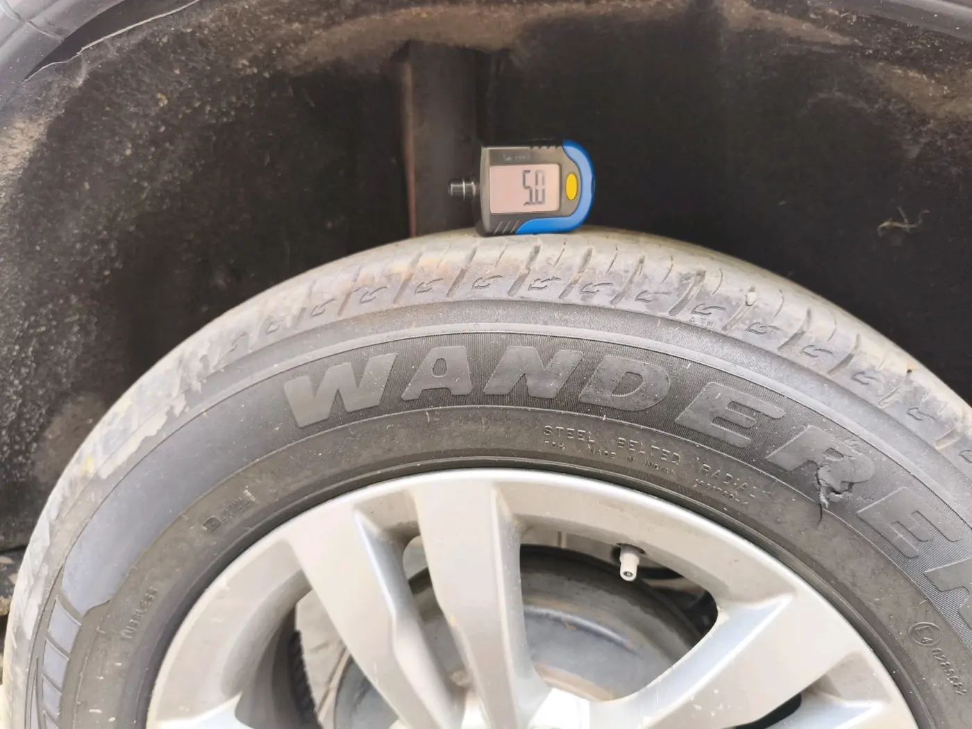 2017 Maruti Vitara Brezza ZDI, Diesel, Manual, 80,693 km, tyre