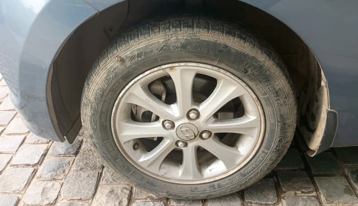 2015 Hyundai Grand i10 ASTA AT 1.2 KAPPA VTVT, Petrol, Automatic, 48,784 km, tyre