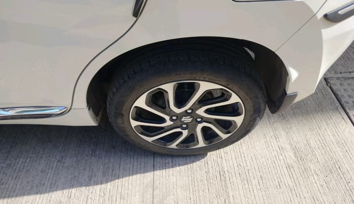 2023 Maruti Baleno ALPHA 1.2 AGS, Petrol, Automatic, 35,297 km, tyre