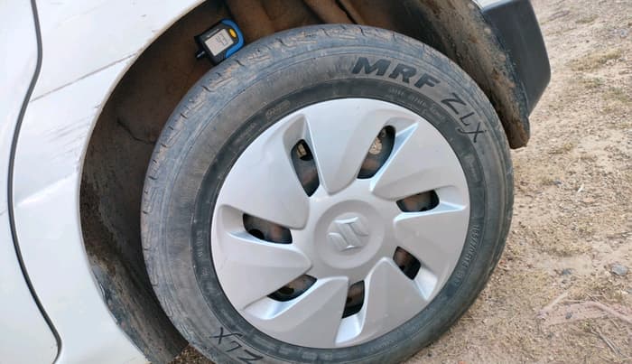 2014 Maruti Celerio VXI, CNG, Manual, 1,04,660 km, tyre