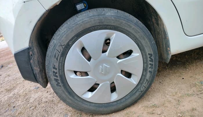 2014 Maruti Celerio VXI, CNG, Manual, 1,04,660 km, tyre