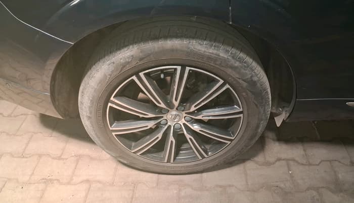 2019 Volvo XC 60 D5 INSCRIPTION, Diesel, Automatic, 71,456 km, tyre