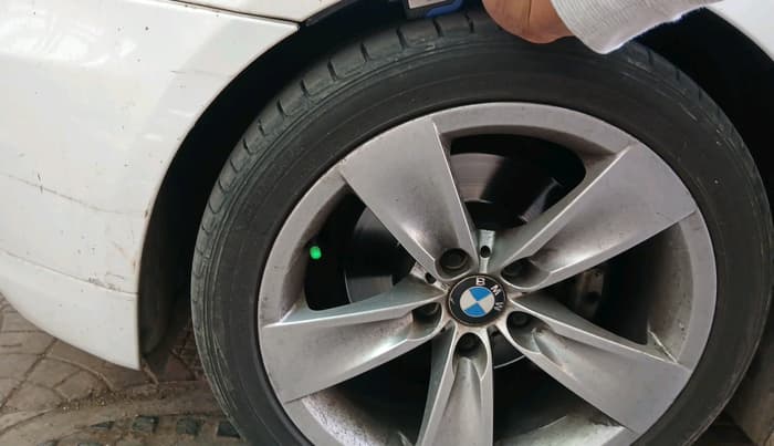 2009 BMW 5 Series 530I, Petrol, Automatic, 85,339 km, tyre