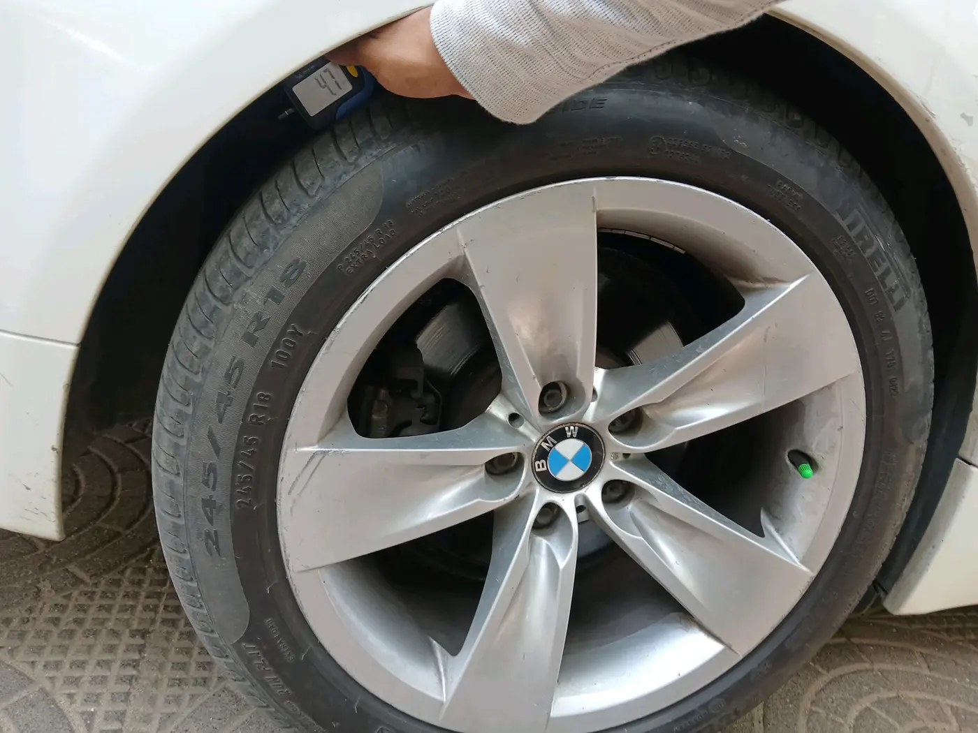 2009 BMW 5 Series 530I, Petrol, Automatic, 85,339 km, tyre