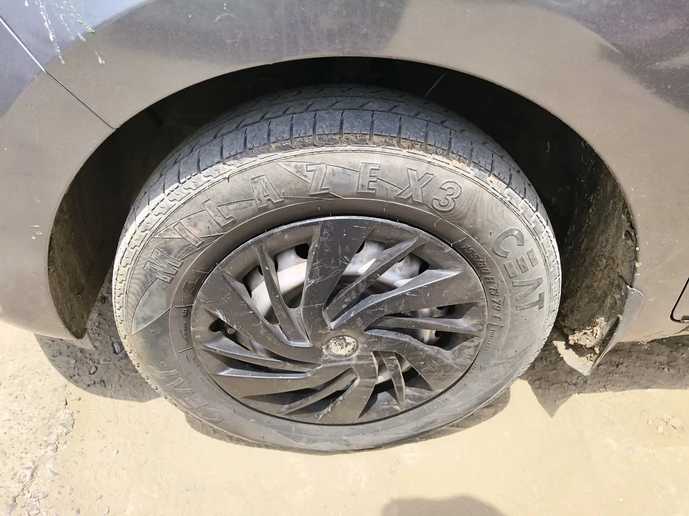 2019 Hyundai NEW SANTRO MAGNA, Petrol, Manual, 96,981 km, tyre