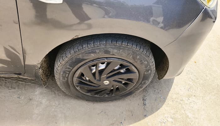 2019 Hyundai NEW SANTRO MAGNA, Petrol, Manual, 96,981 km, tyre