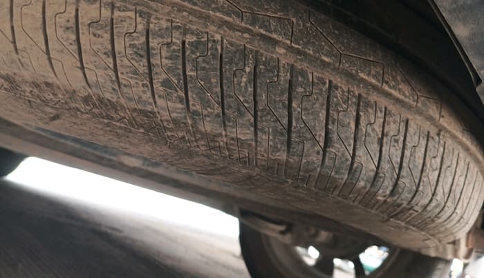 2024 Tata PUNCH ACCOMPLISHED DAZZLE SUNROOF CNG MT, CNG, Manual, 21,308 km, tyre