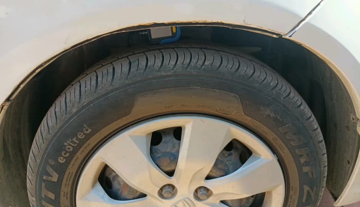 2014 Honda Mobilio 1.5L I-DTEC S, Diesel, Manual, 1,27,803 km, tyre