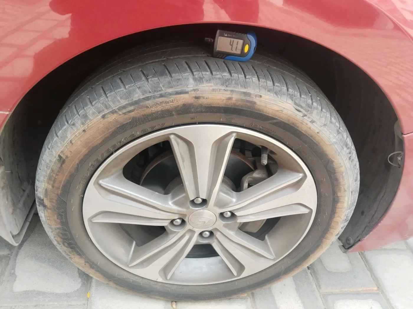 2019 Hyundai Verna 1.6 VTVT SX, Petrol, Manual, 28,084 km, tyre