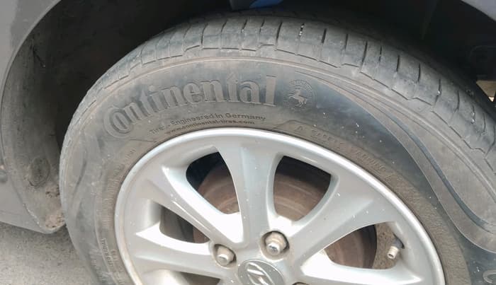2014 Hyundai Grand i10 SPORTZ AT 1.2 KAPPA VTVT, Petrol, Automatic, 63,723 km, tyre