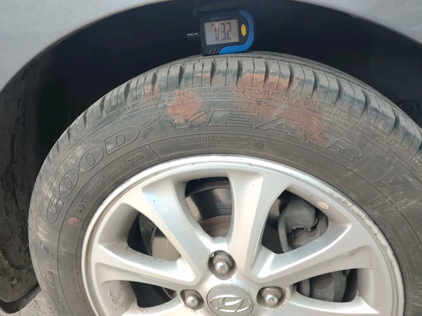 2014 Hyundai Grand i10 SPORTZ AT 1.2 KAPPA VTVT, Petrol, Automatic, 63,723 km, tyre